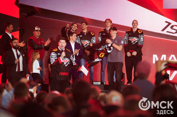 Оперились! "Авангард" презентовался к новому сезону Оперились! "Авангард" презентовался к новому сезону