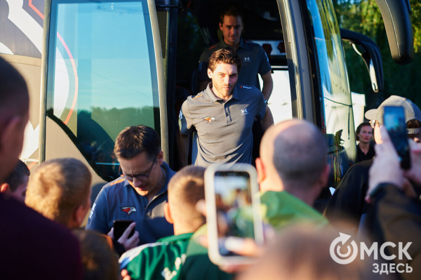 Оперились! "Авангард" презентовался к новому сезону Оперились! "Авангард" презентовался к новому сезону