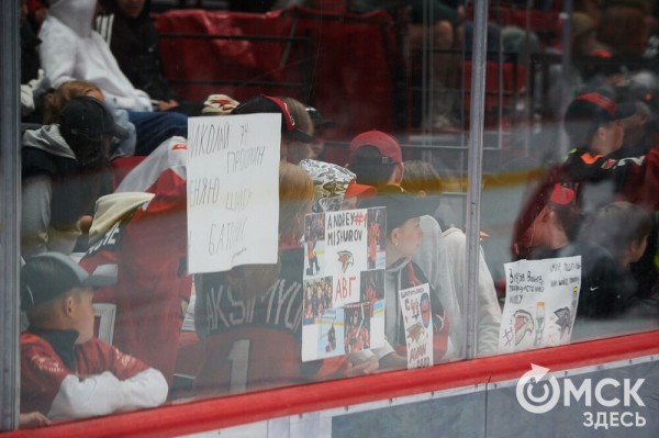 Ги Буше снял отпускную "ржавчину" с хоккеистов "Авангарда" Ги Буше снял отпускную "ржавчину" с хоккеистов "Авангарда"