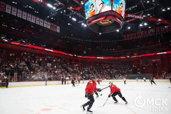 Ги Буше снял отпускную "ржавчину" с хоккеистов "Авангарда" Ги Буше снял отпускную "ржавчину" с хоккеистов "Авангарда"