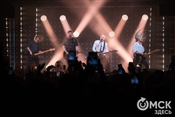 "История плавит лёд": омский хоккей и музыкальная сцена объединились