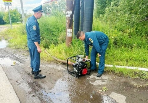 В Таврическом районе ввели режим повышенной готовности из-за подтопления домов