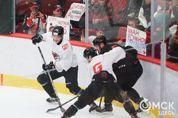 Ги Буше снял отпускную "ржавчину" с хоккеистов "Авангарда" Ги Буше снял отпускную "ржавчину" с хоккеистов "Авангарда"