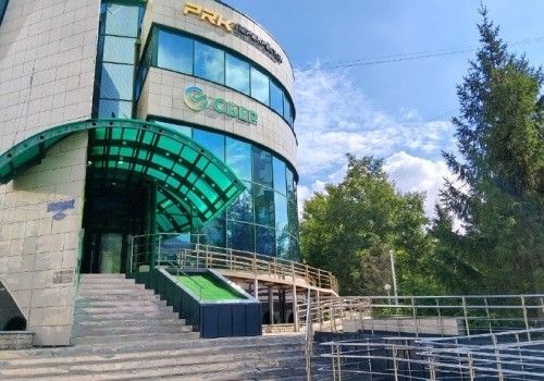 СберБанк съезжает из помещения у остановки «Рабиновича»