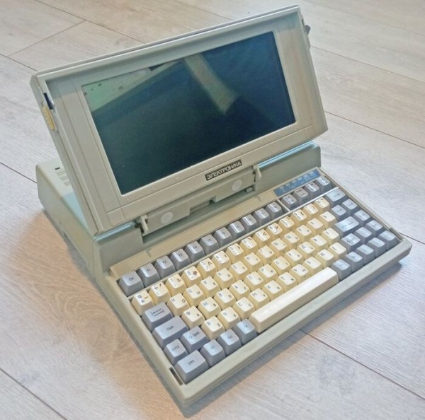 Омский музей Ретро-ЭВМ пополнил новый экспонат Омский музей Ретро-ЭВМ пополнил новый экспонат