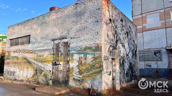 Свежий взгляд на устаревшие граффити. Как изменился мурал на "Поворотной"