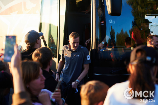 Оперились! "Авангард" презентовался к новому сезону Оперились! "Авангард" презентовался к новому сезону