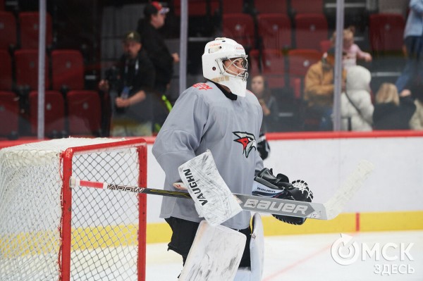 Ги Буше снял отпускную "ржавчину" с хоккеистов "Авангарда" Ги Буше снял отпускную "ржавчину" с хоккеистов "Авангарда"