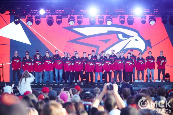 Оперились! "Авангард" презентовался к новому сезону Оперились! "Авангард" презентовался к новому сезону