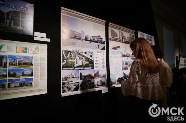 Корабли, яхты и неизвестный герой. Победители выставки "Омск: здесь и сейчас"