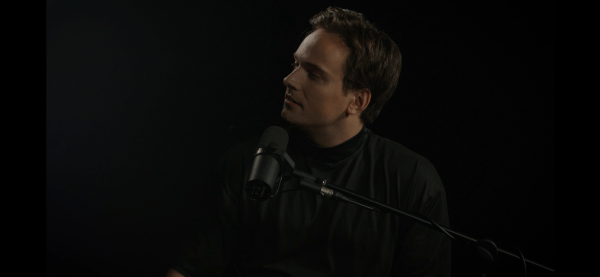 "О, у меня было такое!". Разговор с режиссёром и артистами мюзикла "Я люблю тебя, но..."