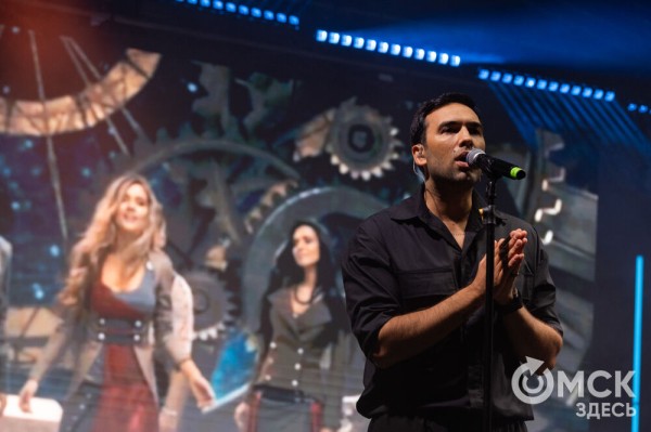 Музыкальный "звездопад". Именитые артисты поздравили Омск с праздником Музыкальный "звездопад". Именитые артисты поздравили Омск с праздником