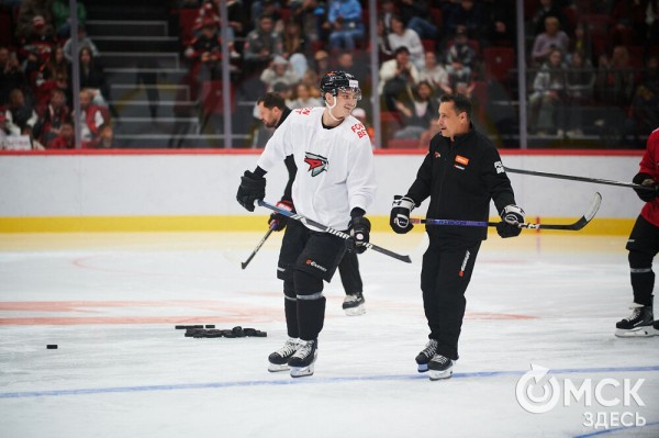 Ги Буше снял отпускную "ржавчину" с хоккеистов "Авангарда" Ги Буше снял отпускную "ржавчину" с хоккеистов "Авангарда"