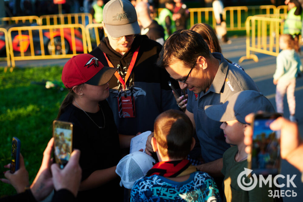 Оперились! "Авангард" презентовался к новому сезону Оперились! "Авангард" презентовался к новому сезону