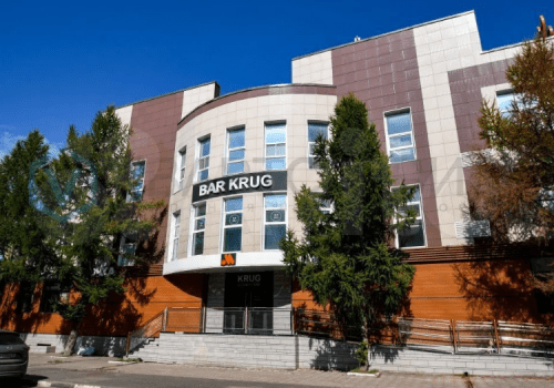 В центре Омска продают бар «KRUG»