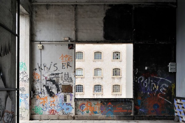 Слепые пятна и guilty pleasure. Архитектурная фотография как способ раскрывать невидимое, а не страдать по ушедшему