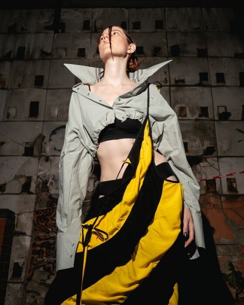 "Возвращение к себе настоящему". Омичи представили в Китае коллекцию одежды, основанную на детских увлечениях "Возвращение к себе настоящему". Омичи представили в Китае коллекцию одежды, основанную на детских увлечениях