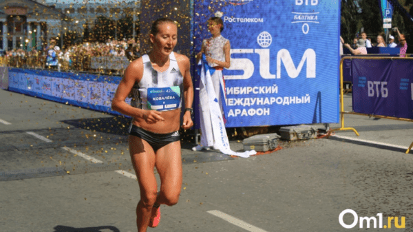 Минуты до рекорда: омичка взяла серебро на Московском марафоне