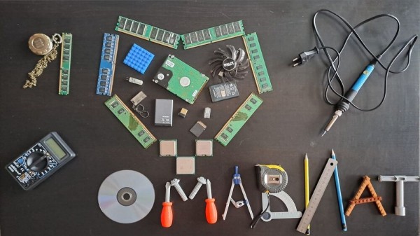 Плоские шедевры: в Омске выбрали лучшие кадры с магией инженерии и творчества