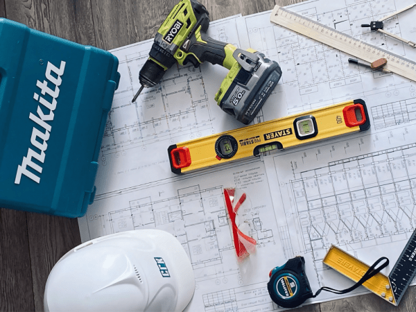 Плоские шедевры: в Омске выбрали лучшие кадры с магией инженерии и творчества