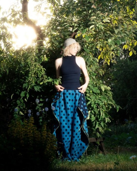 "Возвращение к себе настоящему". Омичи представили в Китае коллекцию одежды, основанную на детских увлечениях "Возвращение к себе настоящему". Омичи представили в Китае коллекцию одежды, основанную на детских увлечениях