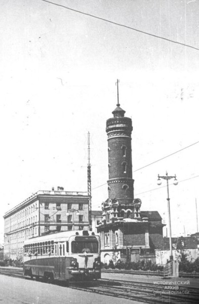 Не зря спасли от сноса: как менялась омская каланча за 110 лет