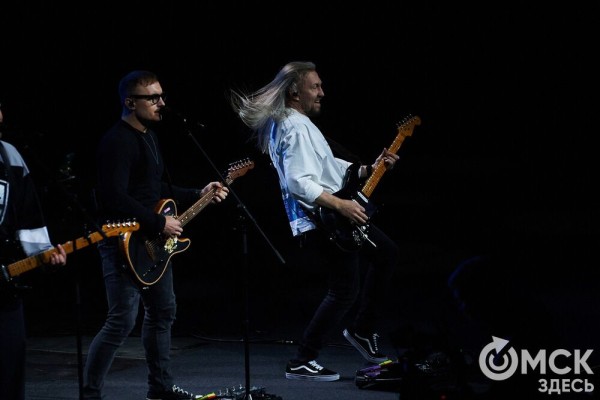 Оборона бьёт атаку. "Ястребы" начали сезон с поражения