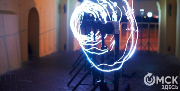 Творческий хаос в цифровом порядке: медиаискусство привносит новизну в Омск