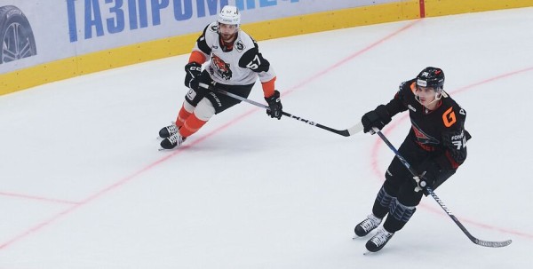 Заклевали "тигров". "Авангард" одержал первую победу в новом сезоне