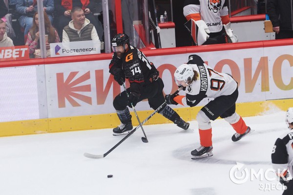 Заклевали "тигров". "Авангард" одержал первую победу в новом сезоне