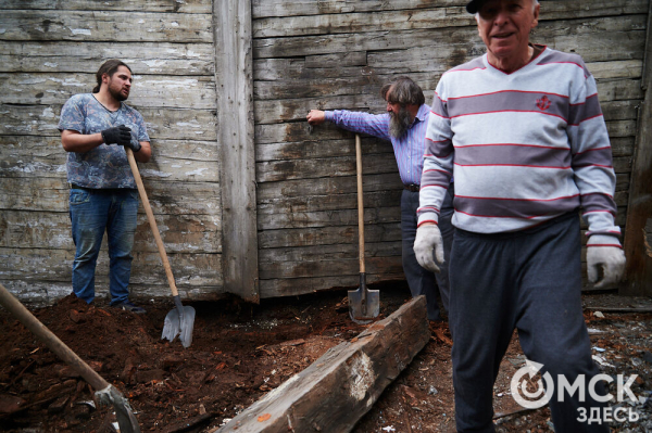 От заброшки к музею. Как омские краеведы возвращают к жизни лечебницу XIX века