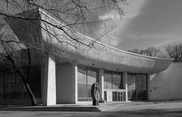 Слепые пятна и guilty pleasure. Архитектурная фотография как способ раскрывать невидимое, а не страдать по ушедшему