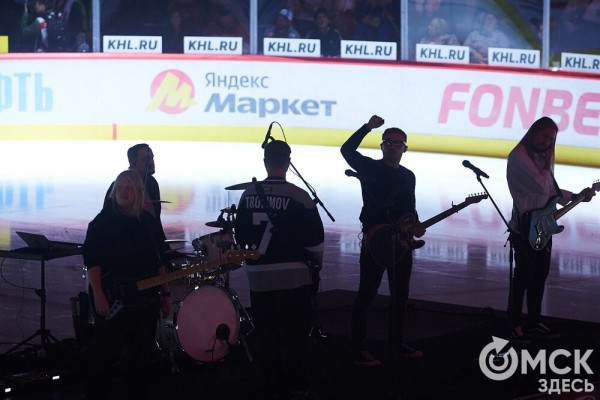 Оборона бьёт атаку. "Ястребы" начали сезон с поражения