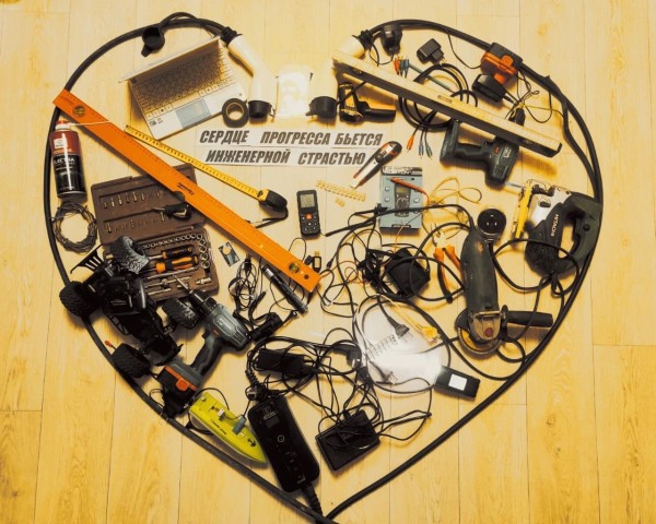 Плоские шедевры: в Омске выбрали лучшие кадры с магией инженерии и творчества