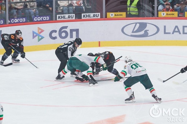 Оборона бьёт атаку. "Ястребы" начали сезон с поражения