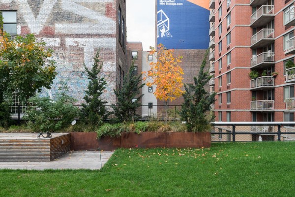 Слепые пятна и guilty pleasure. Архитектурная фотография как способ раскрывать невидимое, а не страдать по ушедшему