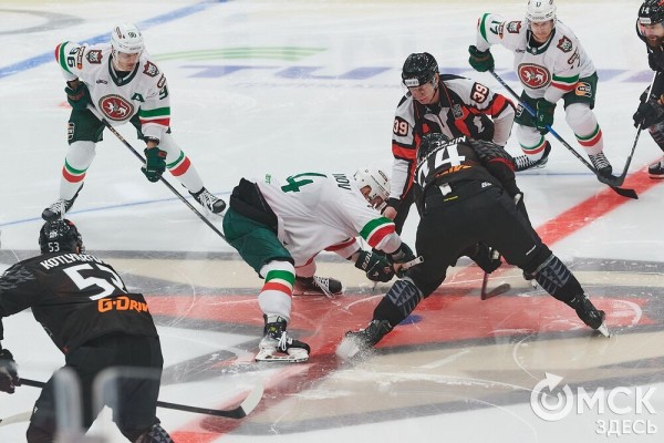 Оборона бьёт атаку. "Ястребы" начали сезон с поражения