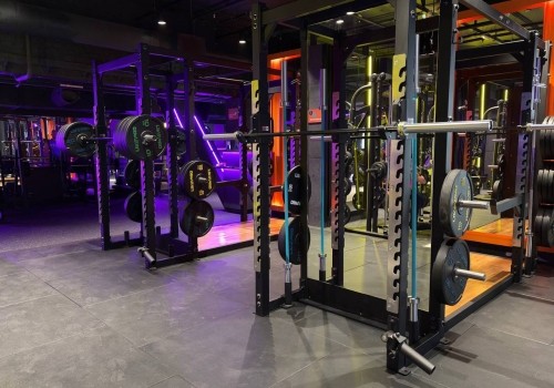 В Омске открыли первый филиал известной федеральной сети фитнес-центров В Омске открыли первый филиал известной федеральной сети фитнес-центров