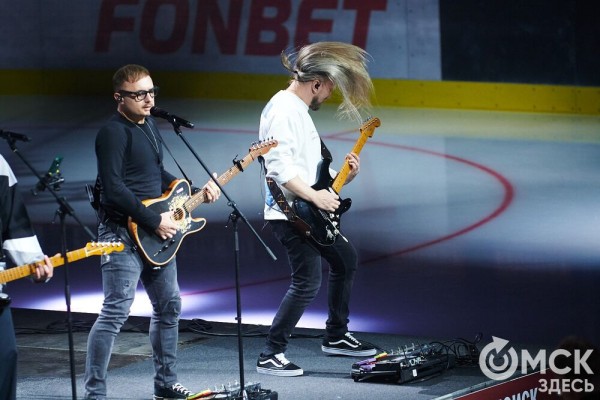 Оборона бьёт атаку. "Ястребы" начали сезон с поражения