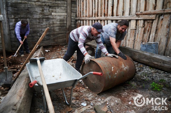 От заброшки к музею. Как омские краеведы возвращают к жизни лечебницу XIX века