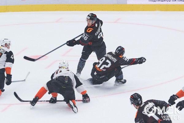 Заклевали "тигров". "Авангард" одержал первую победу в новом сезоне