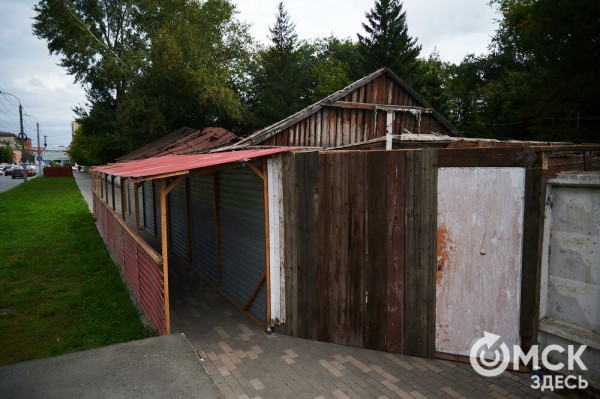 От заброшки к музею. Как омские краеведы возвращают к жизни лечебницу XIX века