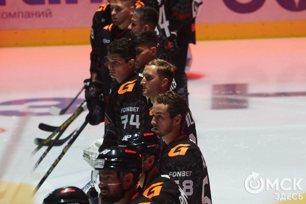 Оборона бьёт атаку. "Ястребы" начали сезон с поражения