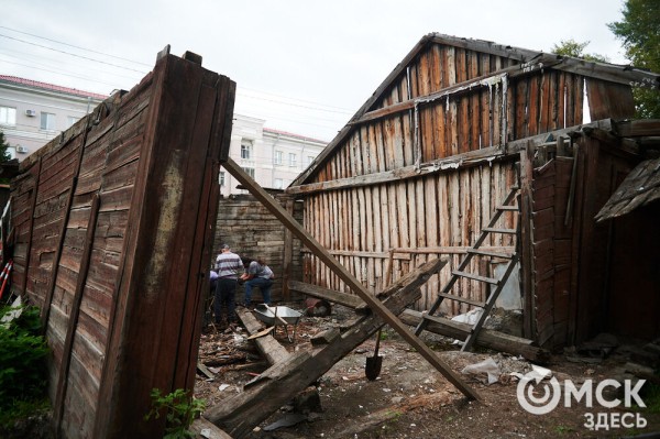 От заброшки к музею. Как омские краеведы возвращают к жизни лечебницу XIX века
