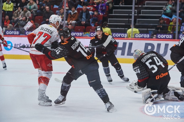 "Авангард" впервые в сезоне выиграл у "Автомобилиста"  