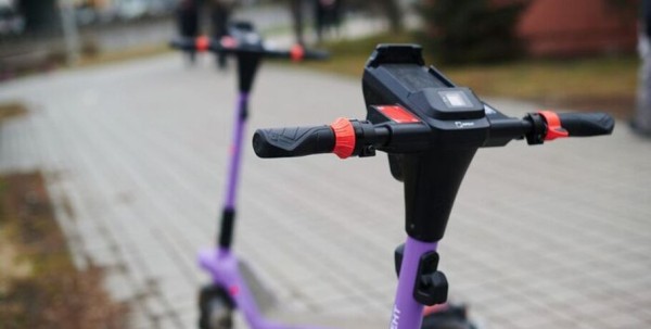 На работу, до спортзала и за покупками. Куда омичи ездили на электросамокатах На работу, до спортзала и за покупками. Куда омичи ездили на электросамокатах