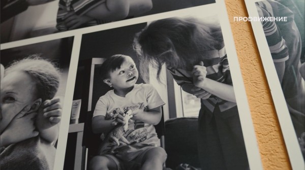 От отрицания до "Планеты друзей". Наталья Мишенина о мире для солнечных детей и их родителей