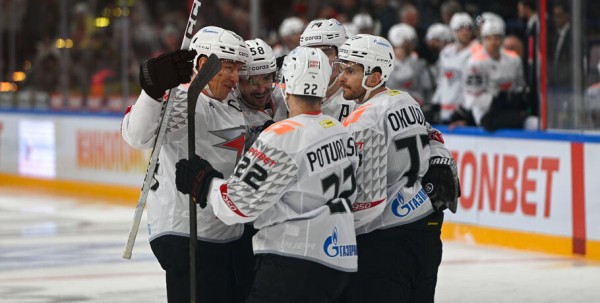 "Авангард" прервал серию неудач гостевой победой над лидером чемпионата "Авангард" прервал серию неудач гостевой победой над лидером чемпионата