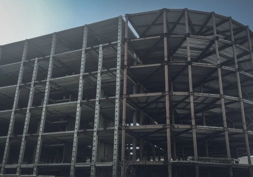 Недостроенный ТЦ на Жукова продают за полмиллиарда