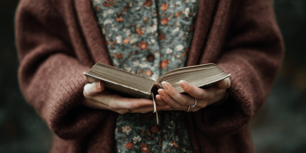 Культурный марафон: омские школьники создадут современную обложку для классики